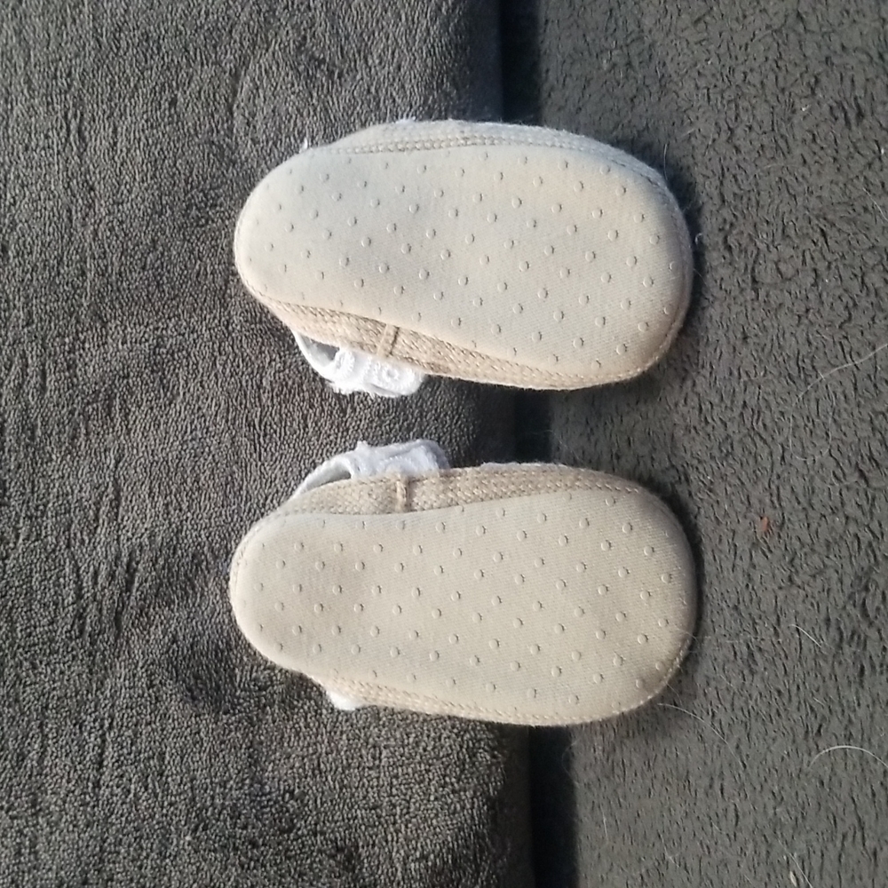 🇺🇸 Carter's Sandles - Picture 4 of 4